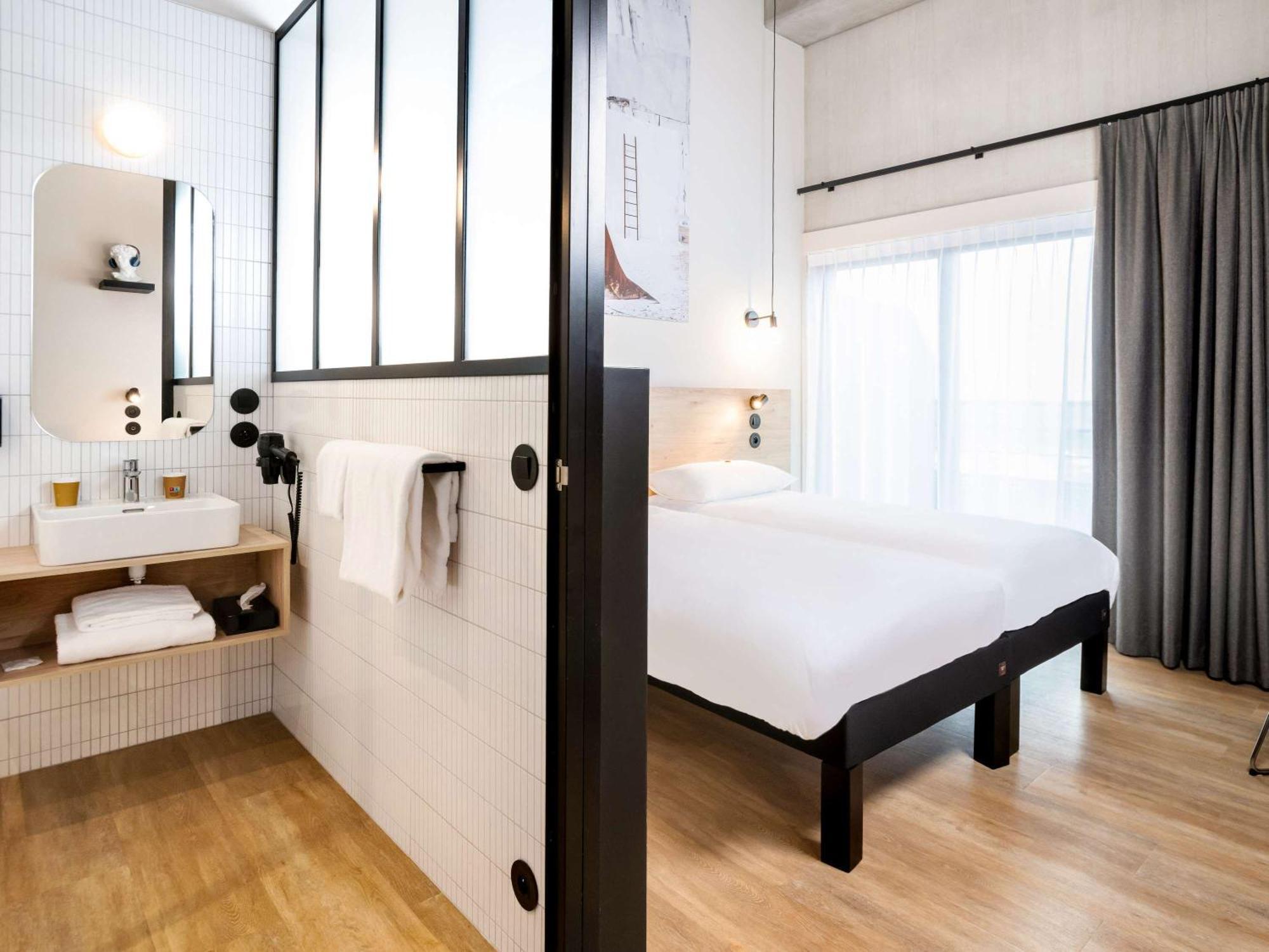 Ibis Styles นามูร์ ภายนอก รูปภาพ